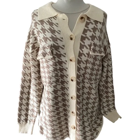 Debut houndstooth shacket/jacket. Small. Oversized. Soft. Button-up. (NWT) - Picture 1 of 16